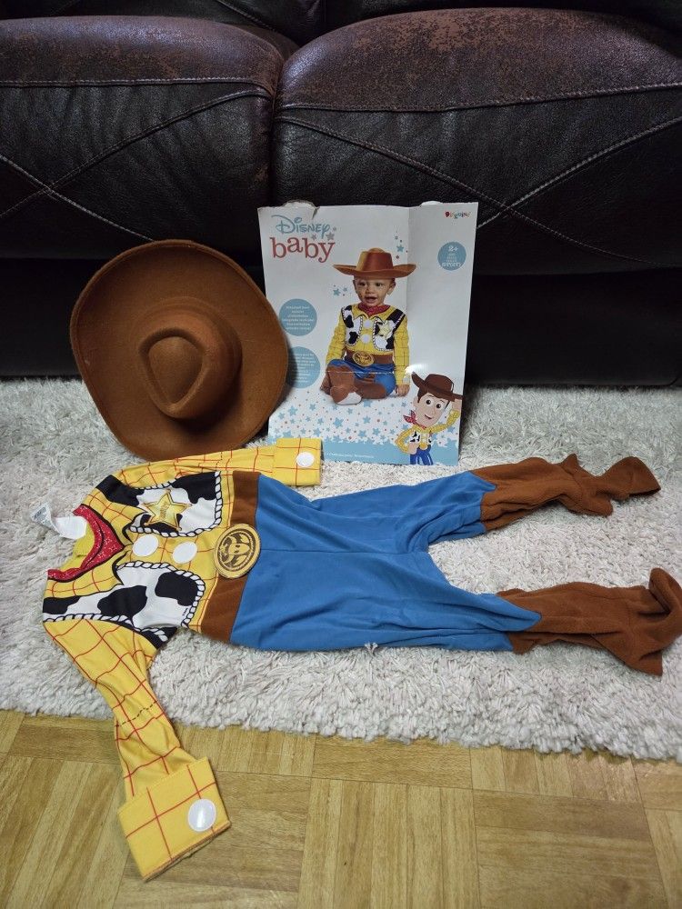 Disney: Woody Halloween Costume w/ Hat