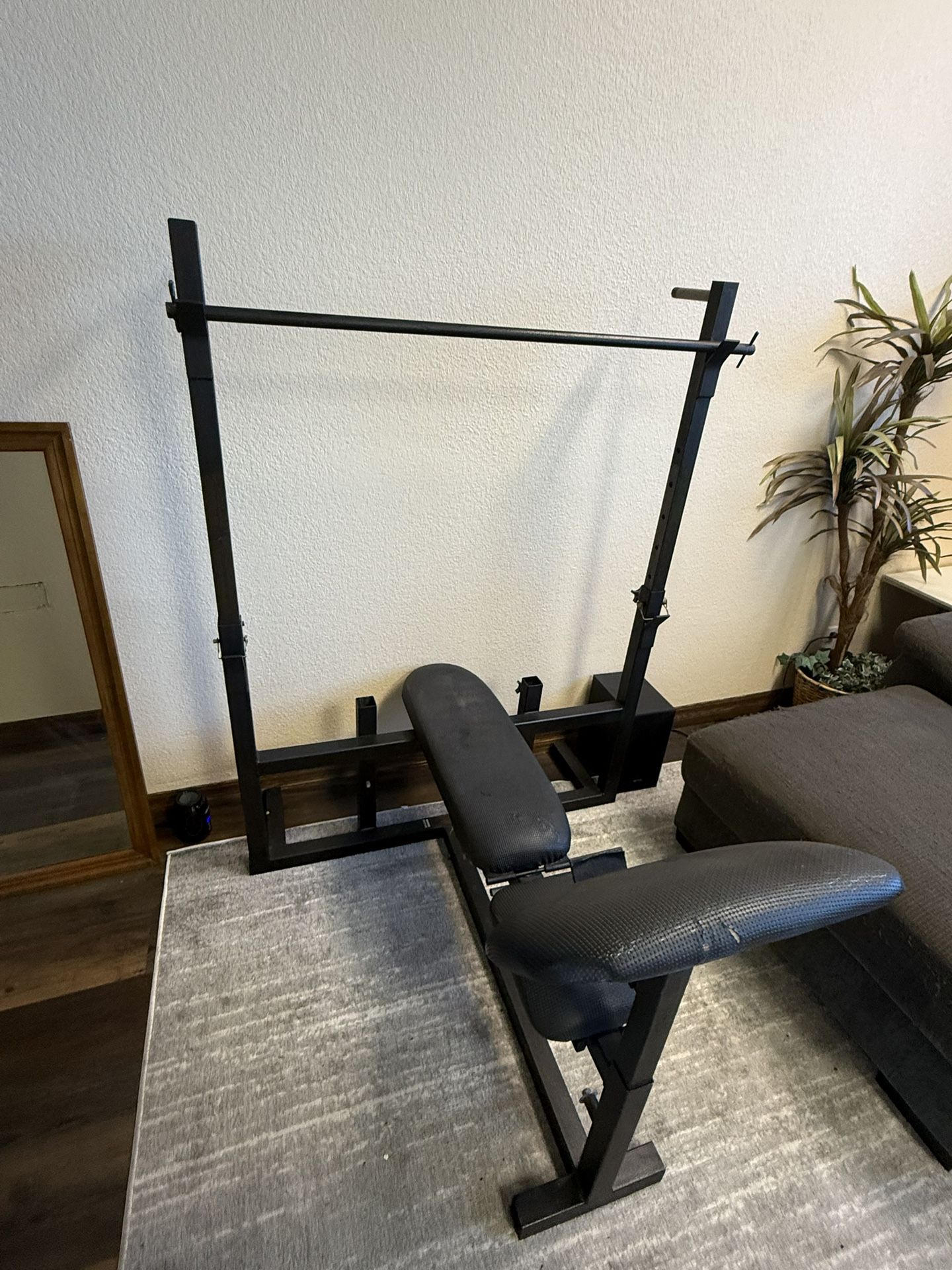 Weight Bench