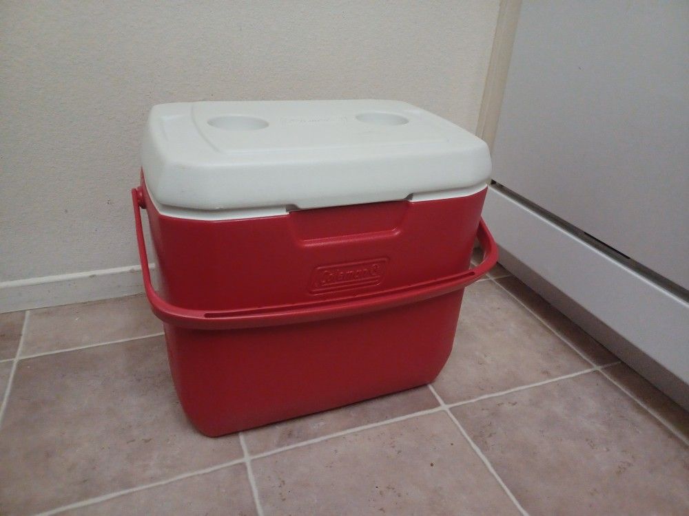 COLEMAN Chiller Personal Cooler