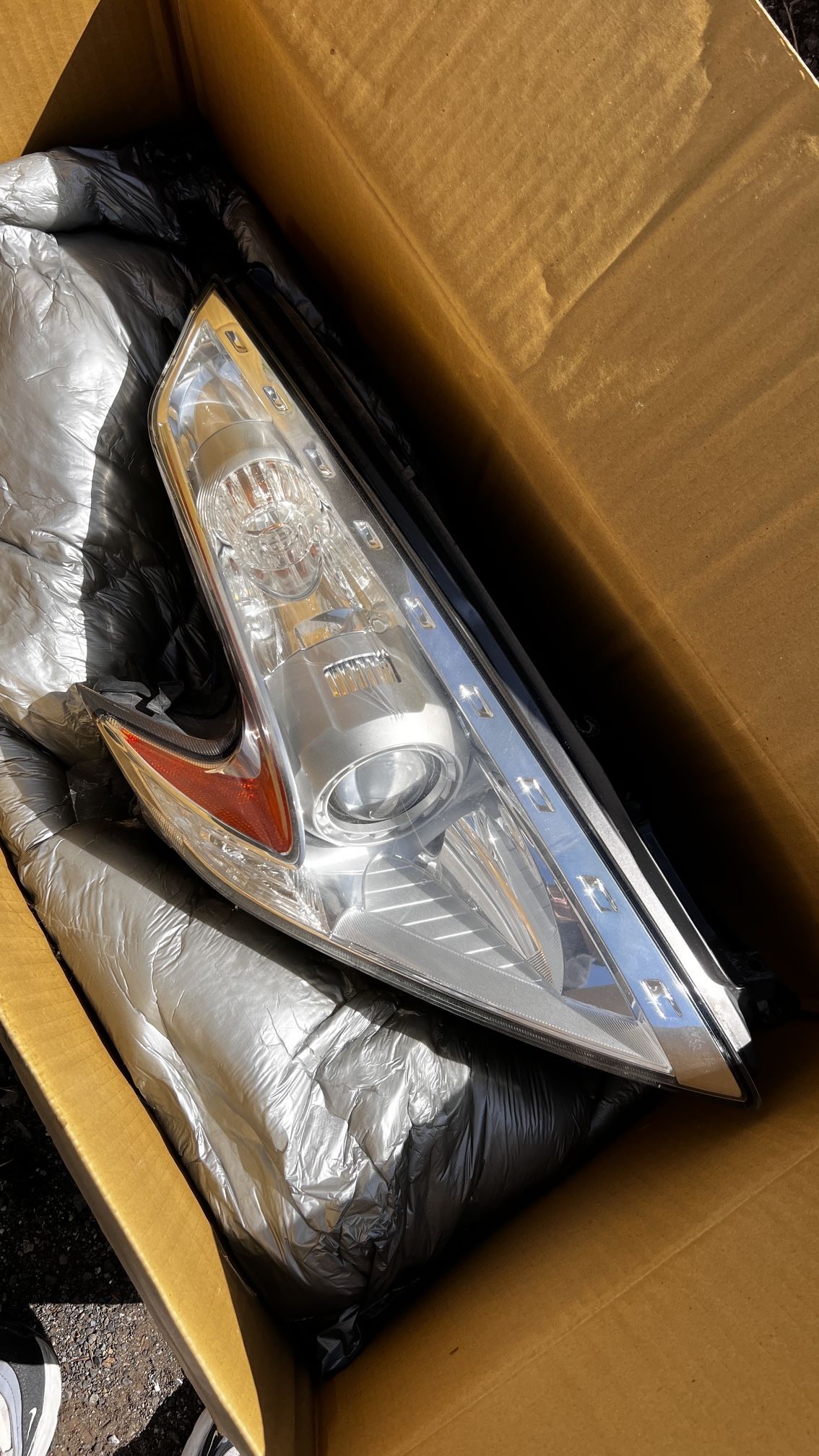 Nissan 370Z headlights 