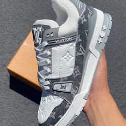 Louis Vuitton LV trainer sneaker