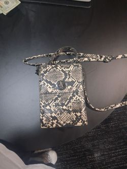 Purse hand bag wallet snake print