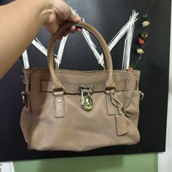 Michael Kors Hamilton Large Satchel – Taupe Pebbled Leather