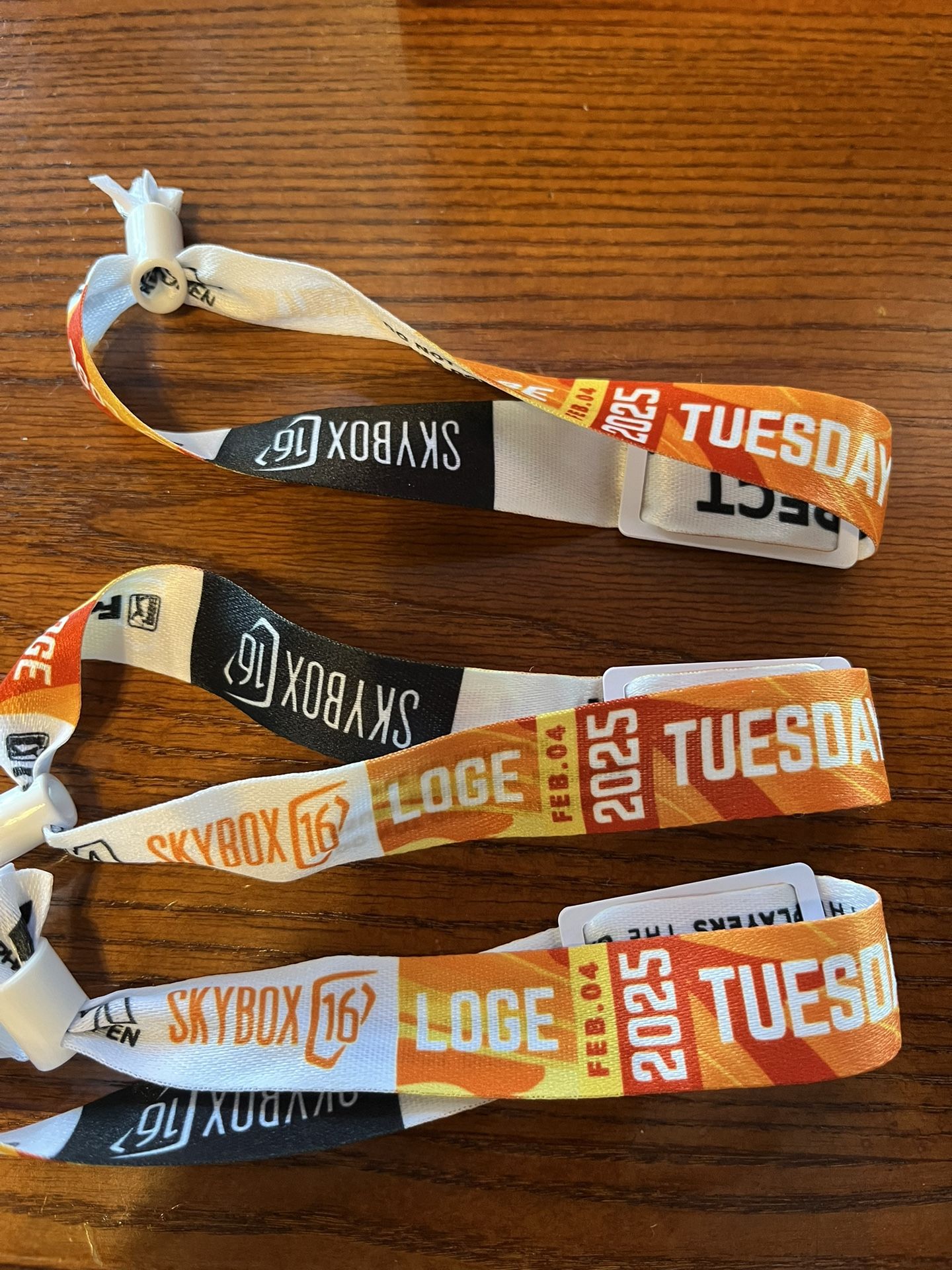 PHOENIX OPEN TUESDAY SKYBOX 16 LOGE