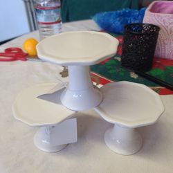 White Ceramic Cupcake Stands
