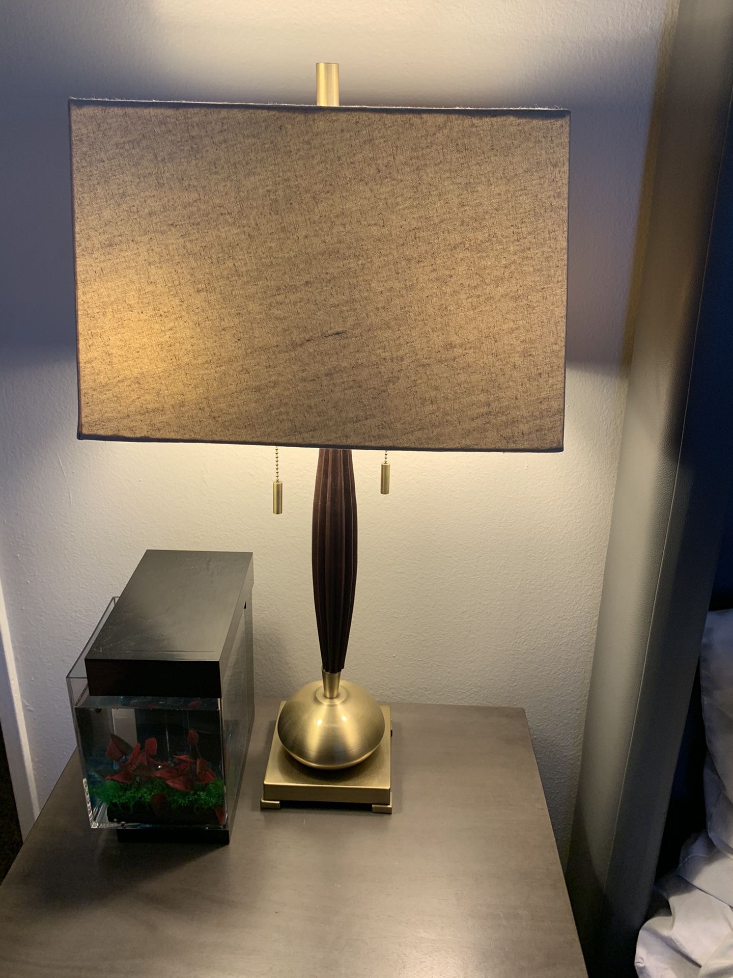 2 Room Lamps