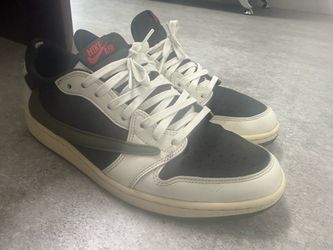 Travis Scott black olive size 10.5