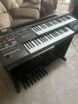 Keyboard - Yamaha Electone ME50 (Electronic Organ Keyboard Piano