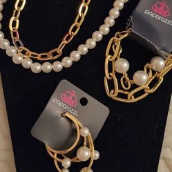 4 Piece Set. Gold And Pearl.  Necklace,  Bracelet And 2 Earrings 