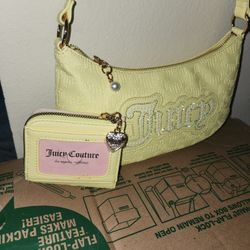 JUICY COUTURE BRAND NEW WITH WALLET