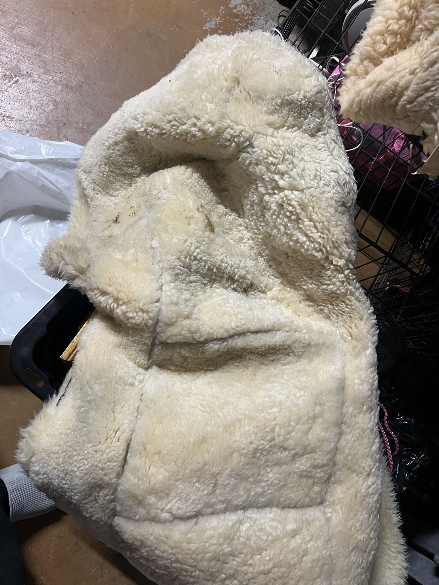 Soft Warm Seat Cover.
