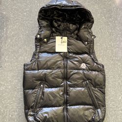 Moncler Black Vest Size Small 