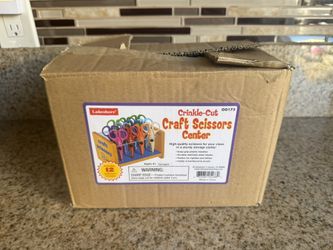 Lakeshore Craft Scissors Center - NEW!!! 