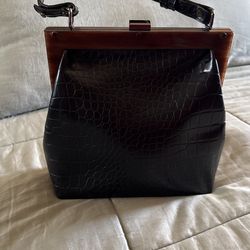 Black Purse
