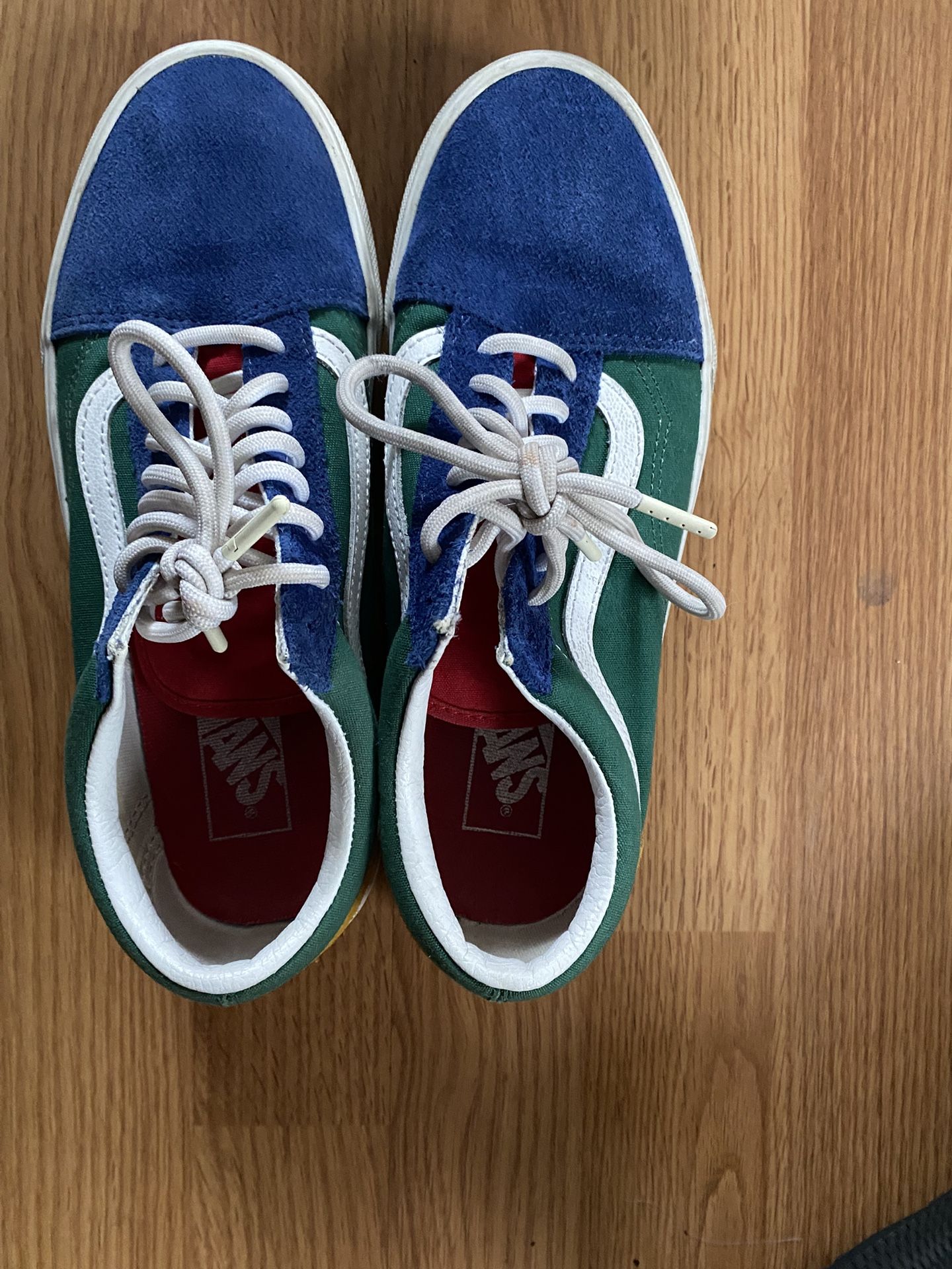 Women VANS size 9