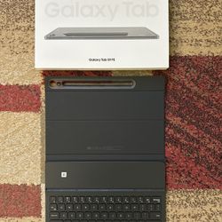 Samsung Galaxy Tab S9FE + Keyboard Case+ S Pen