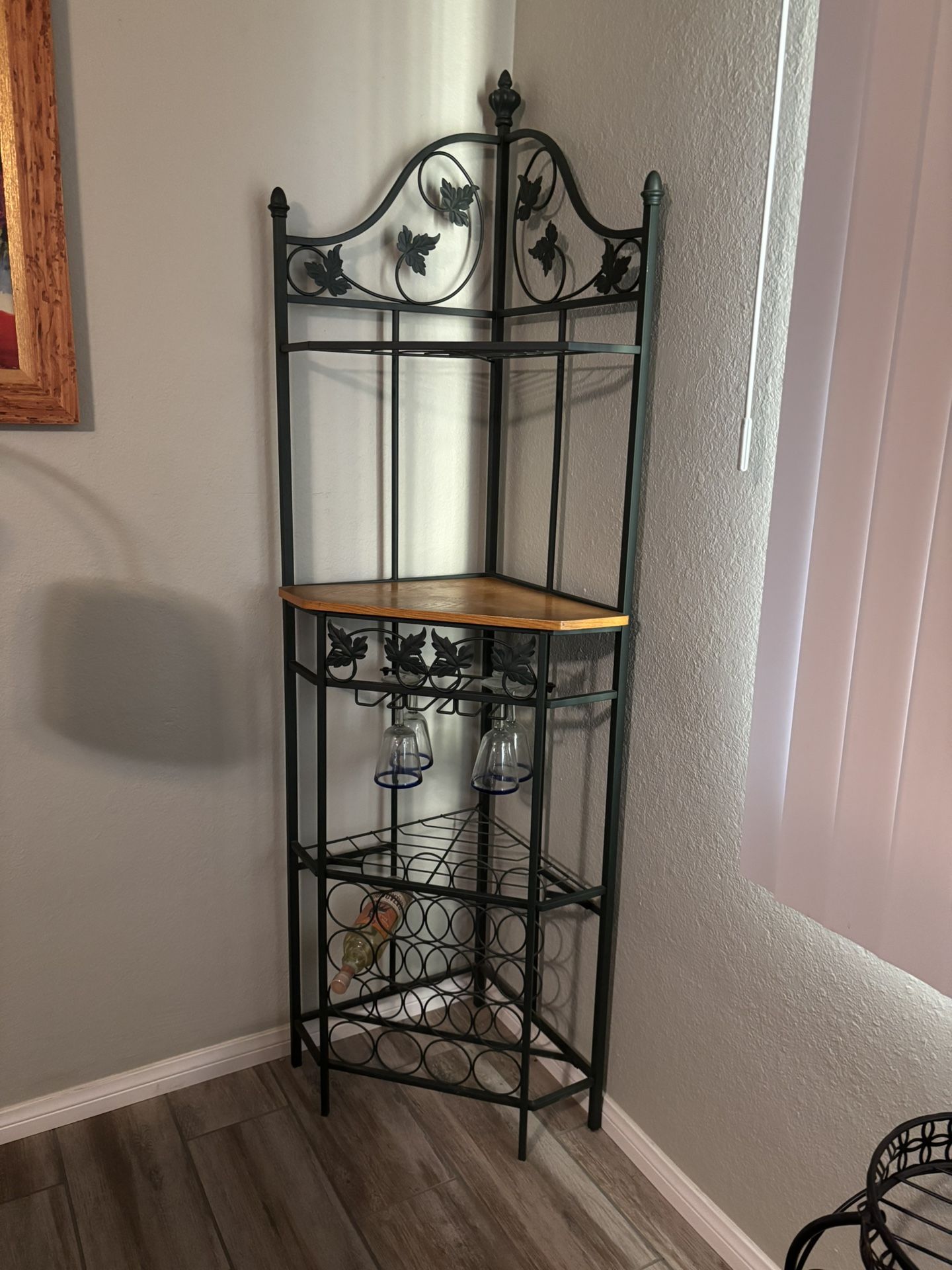 Bakers/wine CornerRack