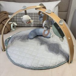 Ingenuity Cozy Spot Reversible Duvet Activity Gym & Play Mat with Wooden Toy bar - Loamy, Newborn and up