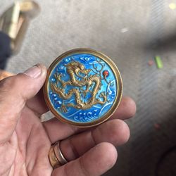 Vintage Japanese metal holder amazing cloror and design o