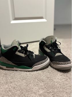 Jordan 4s