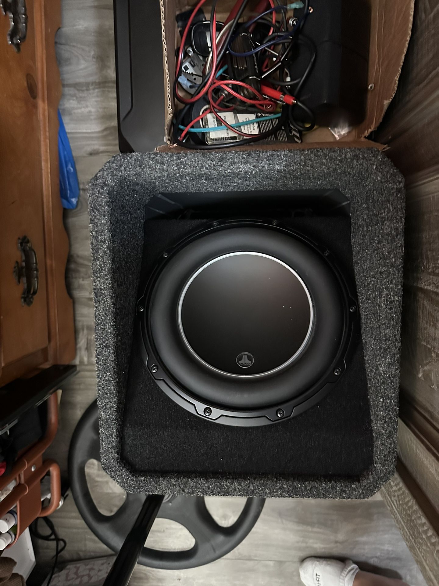 JL Audio 10W6v3 Sub In HO Original Box