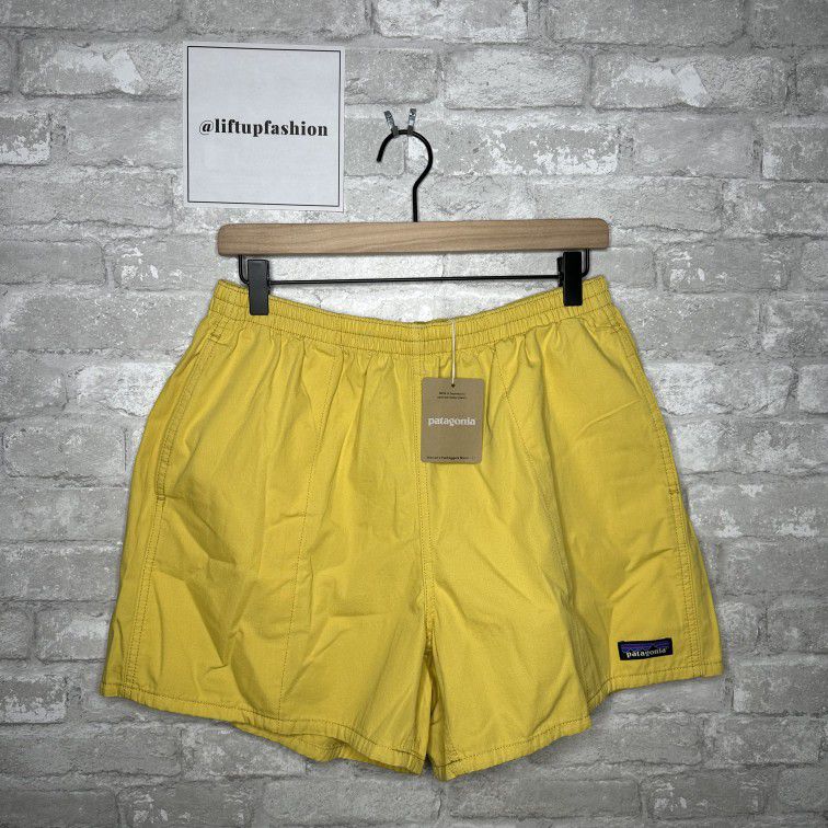 Patagonia Women's Funhoggers Shorts 4" NWT Size Small (Surfside Yellow) #57160