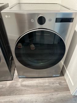 LG Smart Gas Dryer ONLY – Excellent Condition - Smart Wi-Fi connectivity with LG ThinQ