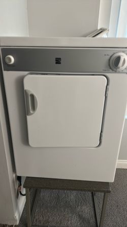 Electric compact dryer
