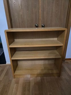 Wood bookcase
