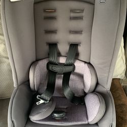 Safety First Convertible Car seat 