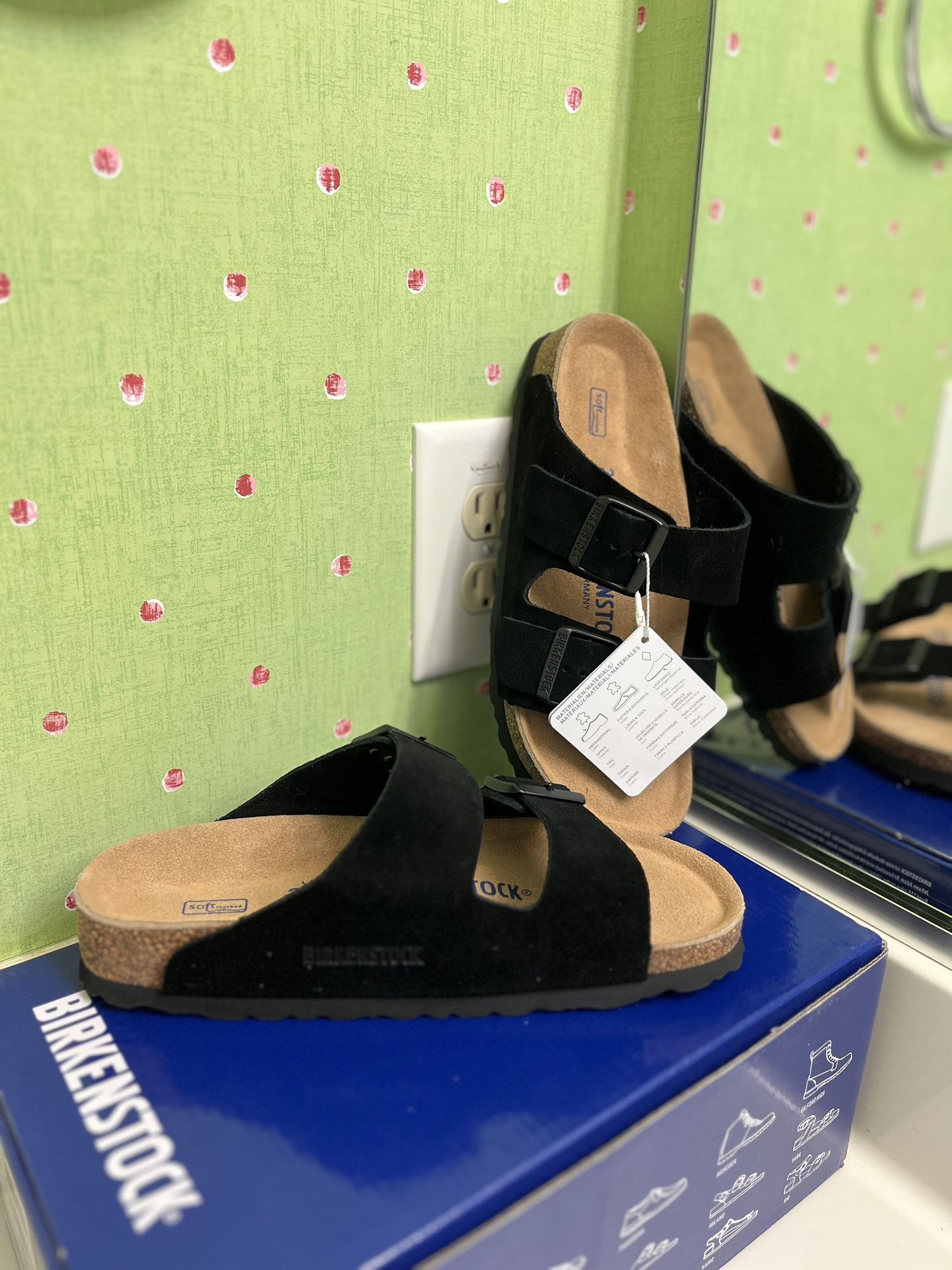 BRAND NEW BIRKENSTOCKS SZ 38