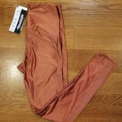 NWT Reebok Core 10 Women's High-Rise Shiny Training Tights Leggings, Size XS.