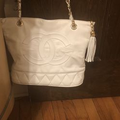 Vintage Channel Purse for Sale in Chicago, IL - OfferUp