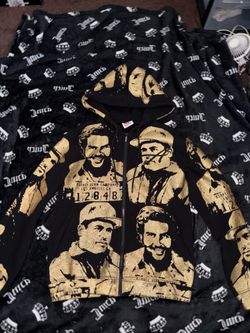 Asaali hoodie size large