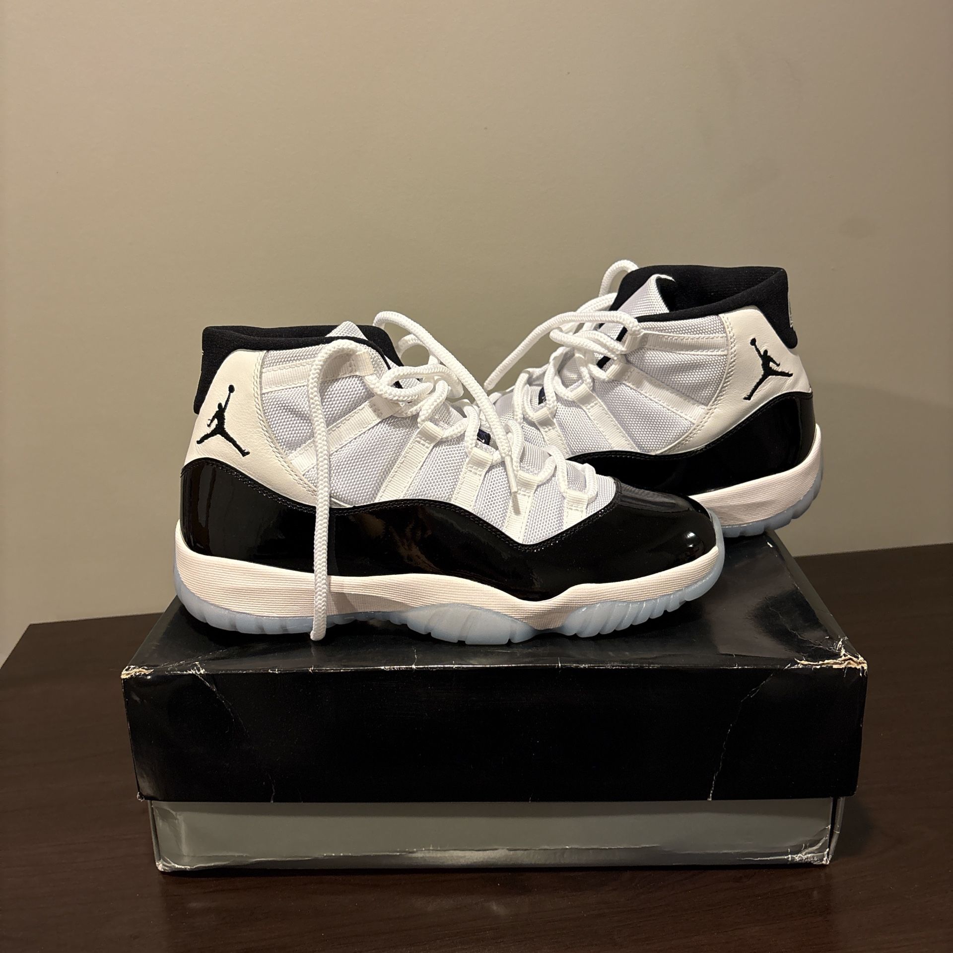 Jordan 11 Condors Size 10