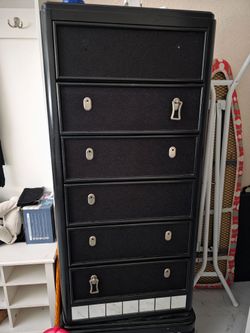 Black 6-Drawer Tall Dresser