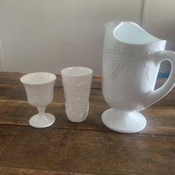  vintage milk glass 