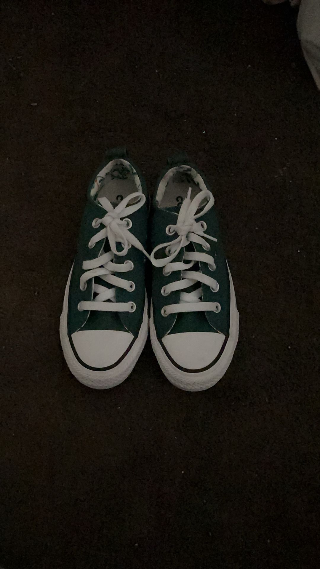 Women’s 5 1/2 Converse