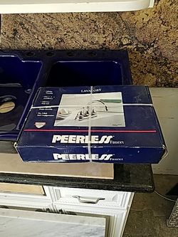 peerless sink faucet 3 holes lifetime warranty