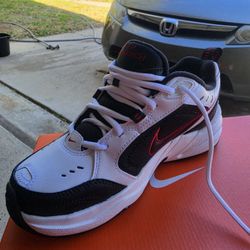 Nike Shoes De Niños Size 5