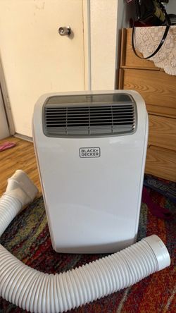 BLACK+DECKER BPACT08WT, an 8,000 BTU portable air conditioner (ASHRAE rating),