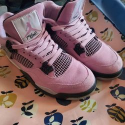 Jordan 4 orchid size US 7  EUR40
