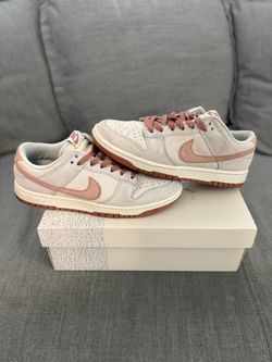Nike Dunk Low ‘Fossil’