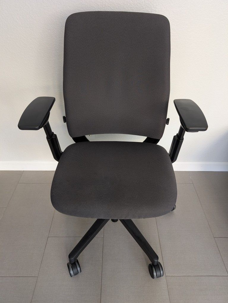 Used Steelcase Amia Ergonomic Office Chair