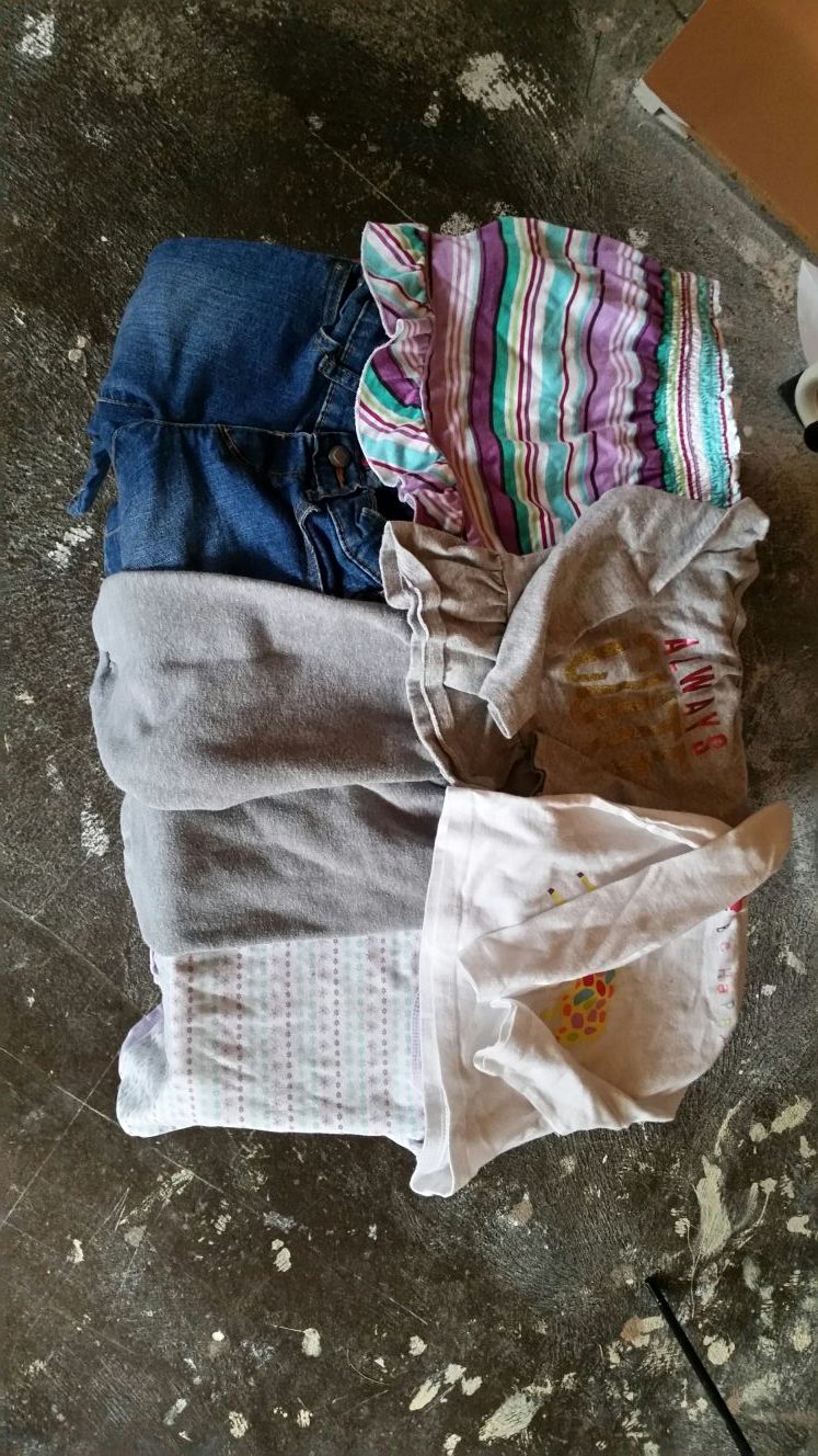 LOT OF 18-24 MONTHS CLOTHING