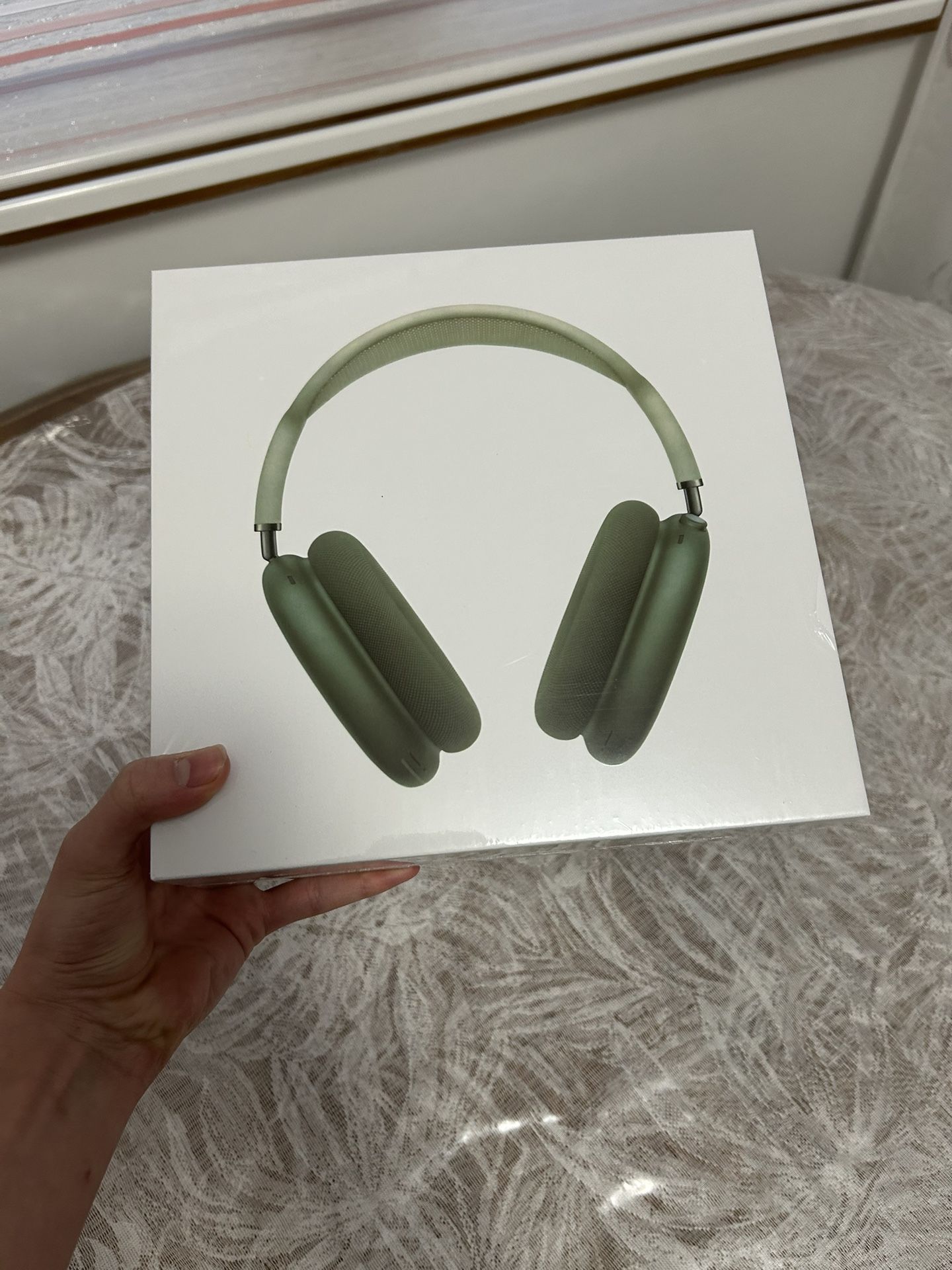 AirPods Max NEW OFFER