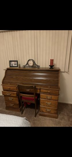 Beautiful Roll Up Desk