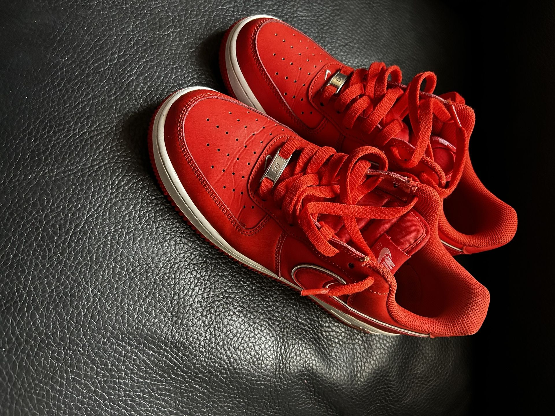 Size 9 Nike