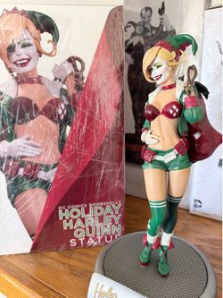 Harley Quinn bombshell holiday statue