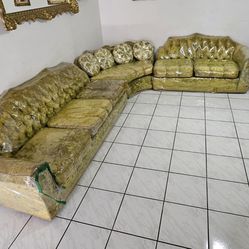 Sofa Sectional (plastic Wrapped)